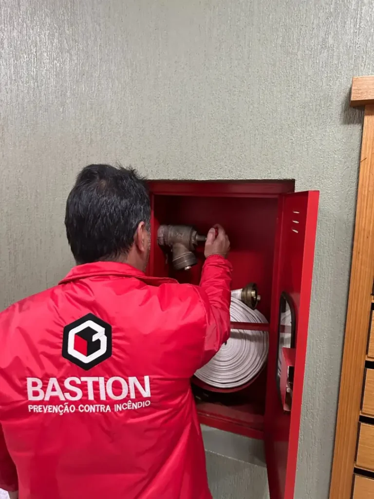 prevenção contra incêndio em condomínio